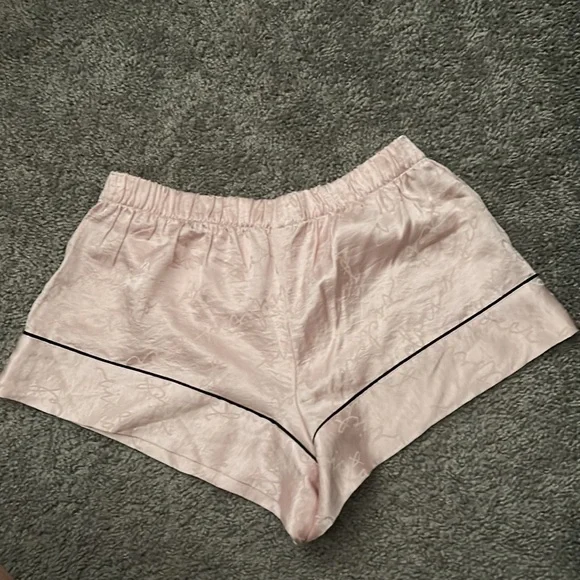 Victoria Secret Satin Shorts NWT - Picture 4 of 4